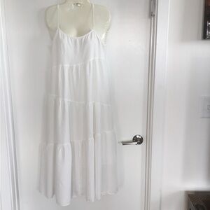 Escapada White Tiered Midi Sundress